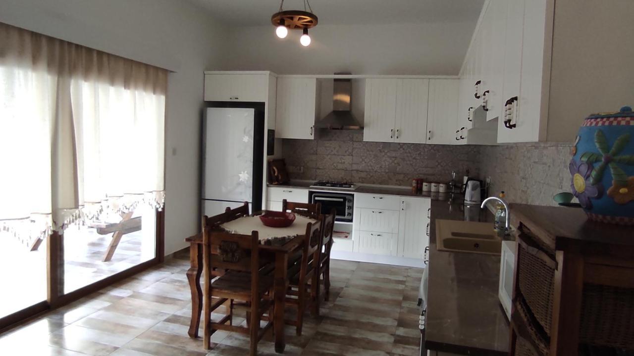 Mystic Guest House Famagusta Фамагуста Екстер'єр фото