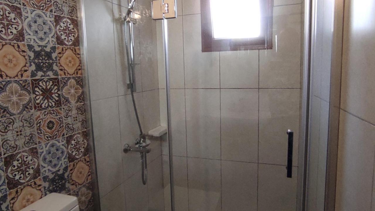 Mystic Guest House Famagusta Фамагуста Екстер'єр фото