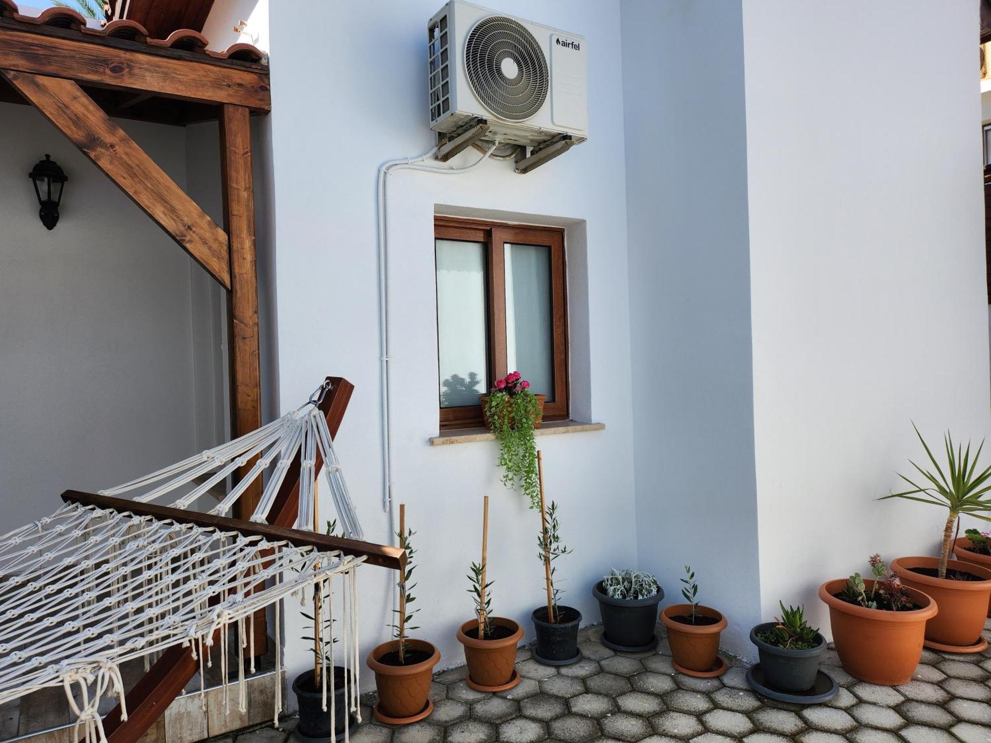Mystic Guest House Famagusta Фамагуста Екстер'єр фото